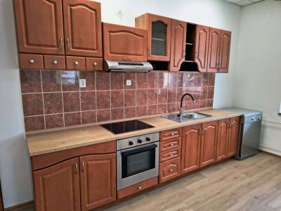 3 izbový byt ( 107 m2 ), tehlový bytový dom, Martin 