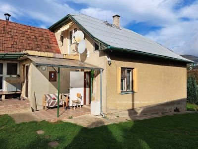 Rodinný dom s veľkým pozemkom, Trenčianske Jastrabie. - 5