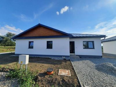 Priestranný rodinný dom - Bungalov, Košťany nad Turcom. - 1