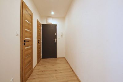2 izbový byt s balkónom, komplet nová rekonštrukcia, Martin - Sever - 9