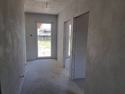 5 rodinných domov v uzavretom areáli, Valča. Pozemok 565 m2. - kopia - 14