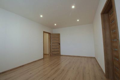 2 izbový byt s balkónom, komplet nová rekonštrukcia, Martin - Sever - 10