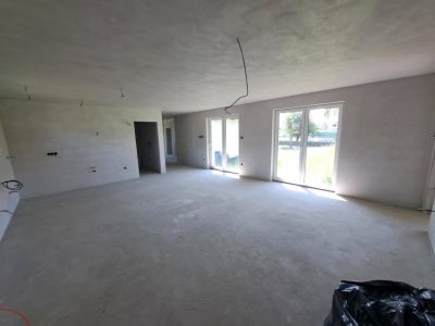 Rodinný dom, pozemok 620 m2, Lisková - 10