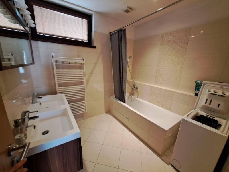 Veľký 3 izbový byt s terasou, Martin - Centrum - 9