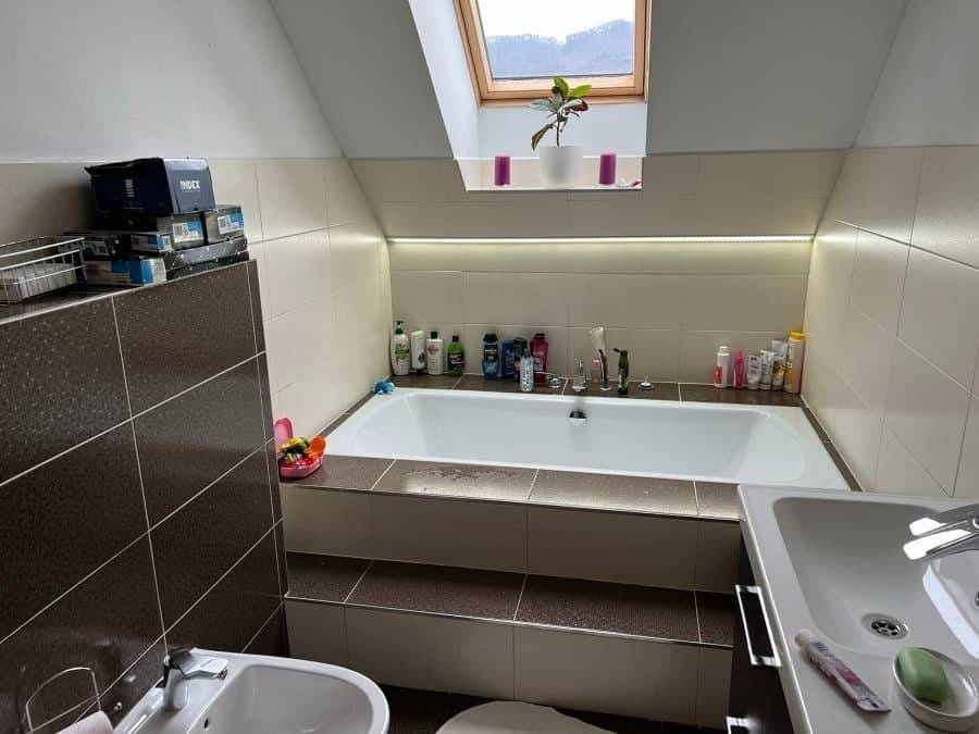 Veľký 7 - izbový rodinný dom, Sklabiňa. - 13