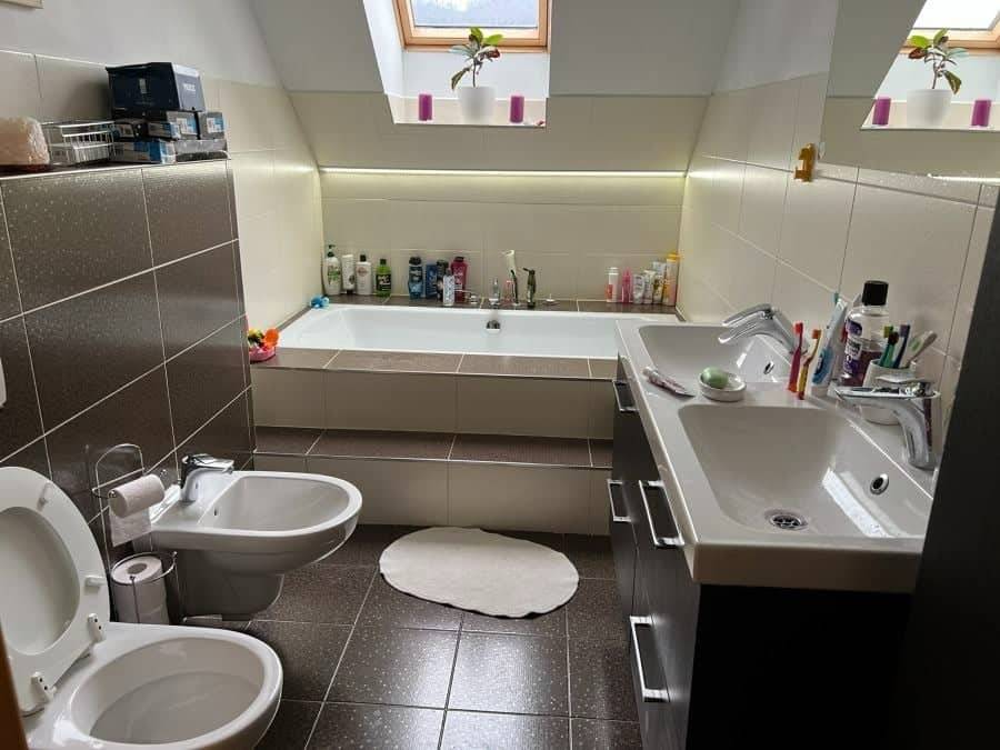 Veľký 7 - izbový rodinný dom, Sklabiňa. - 14