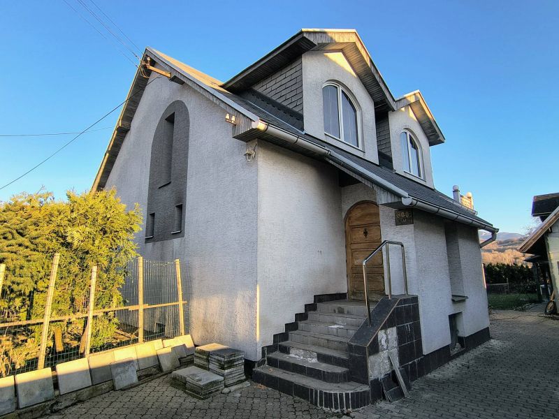 Rodinný dom modernej architektúry, Turany - 2