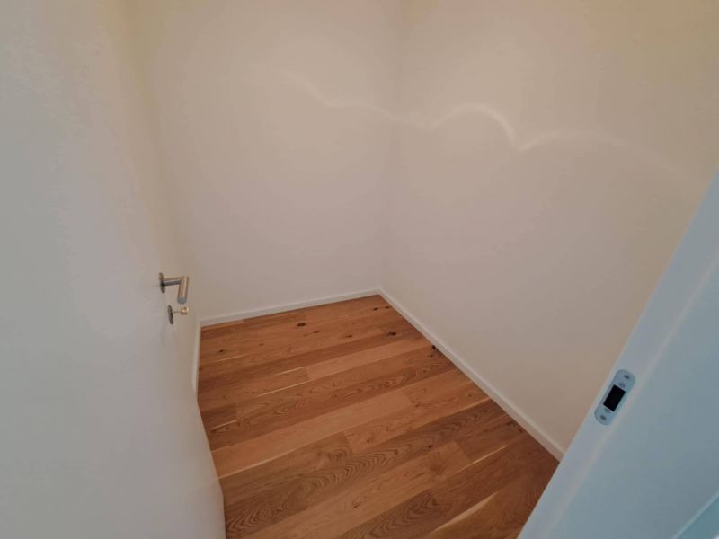 Veľký 1,5 izbový byt s balkónom, Bratislava - Ružinov - 13