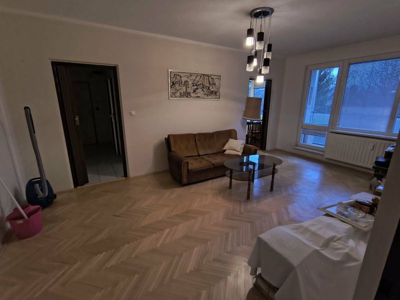 Veľký 3 izbový byt s balkónom, Vrútky - 4