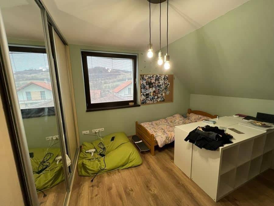 Veľký 7 - izbový rodinný dom, Sklabiňa. - 10