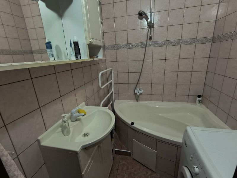 Veľký 3 izbový byt s balkónom, Vrútky - 11