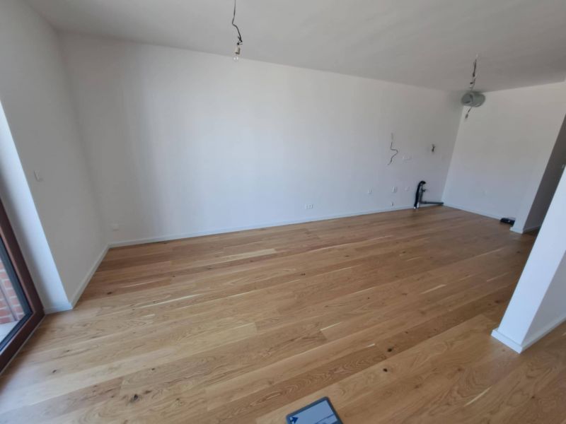 Veľký 1,5 izbový byt s balkónom, Bratislava - Ružinov - 4