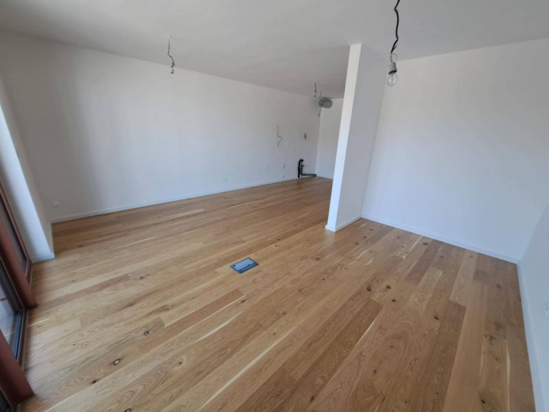 Veľký 1,5 izbový byt s balkónom, Bratislava - Ružinov - 3