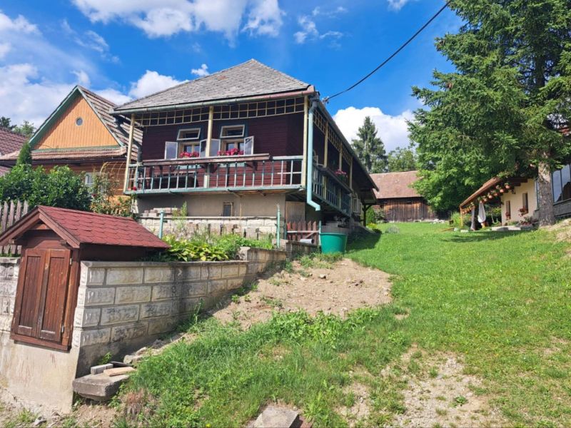 Rodinný dom, rekreačná chalupa s veľkým pozemkom, Sklabiňa - 2
