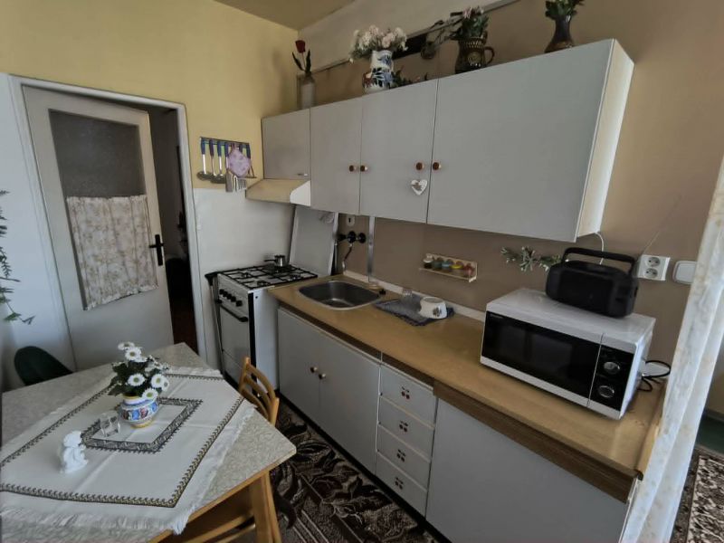 Veľký 2 izbový byt s loggiou, Brezno - 2