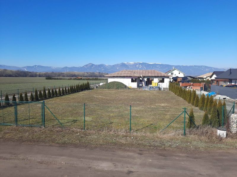 Stavebný pozemok 624 m2, Necpaly. - 1