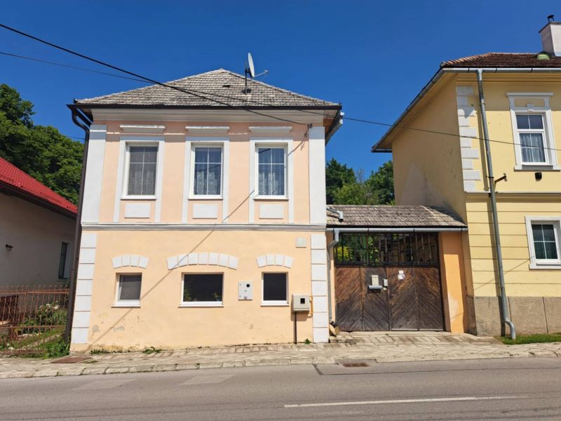 Historický rodinný dom, Mošovce. - 1
