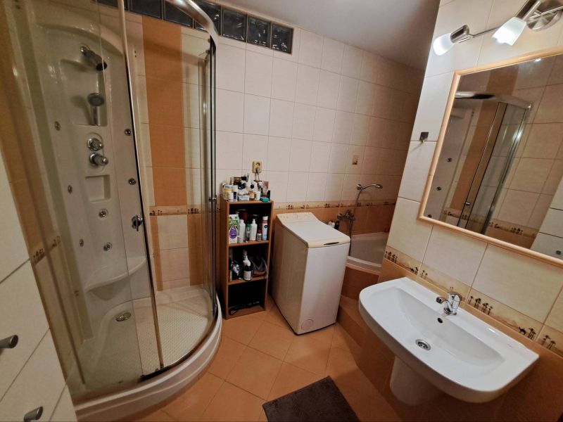 Veľký 3 izbový byt, Martin - Centrum ( Prednádražie ). - 16