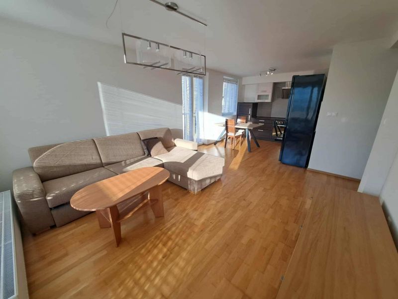 2 izbový byt s dvomi parkovacími miestami - 9