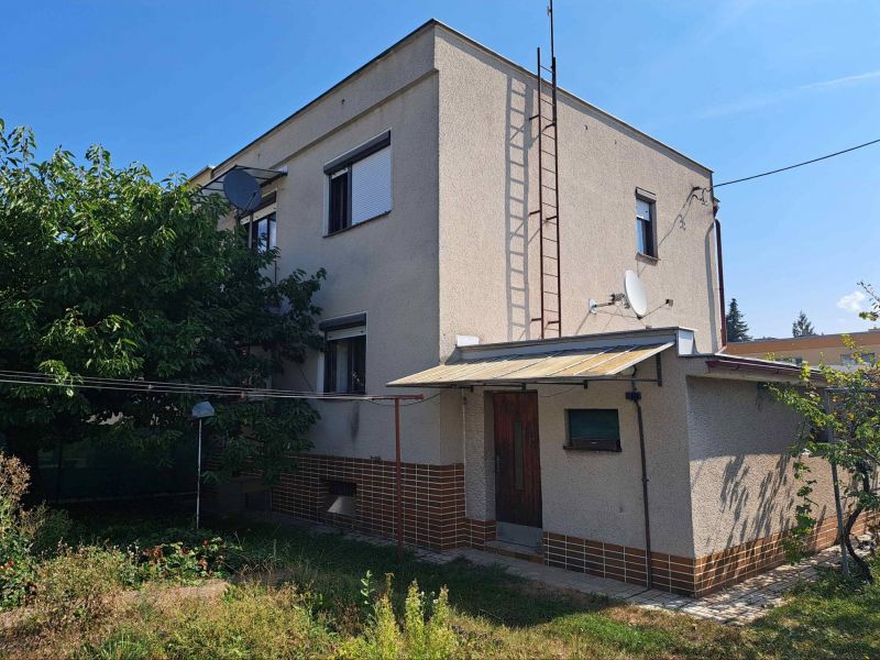 Rodinný dom s garážou, Martin - Stráne - 1