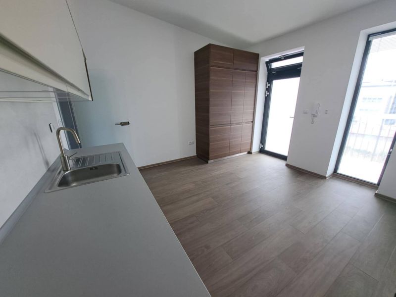 1 izbový byt, Martin - Centrum - 4