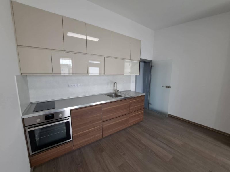 1 izbový byt, Martin - Centrum - 2