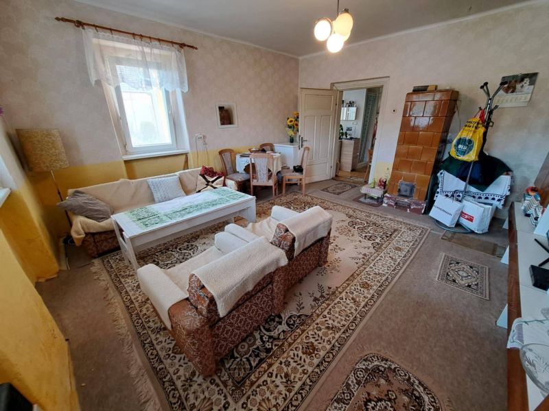 Rodinný dom s veľkým pozemkom, Mošovce - 13
