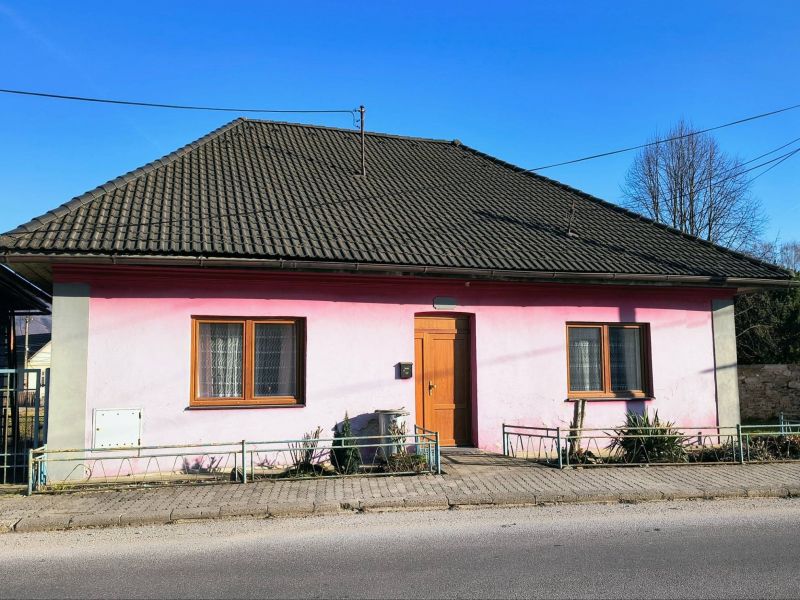 Rodinný dom v obci Turany - 2