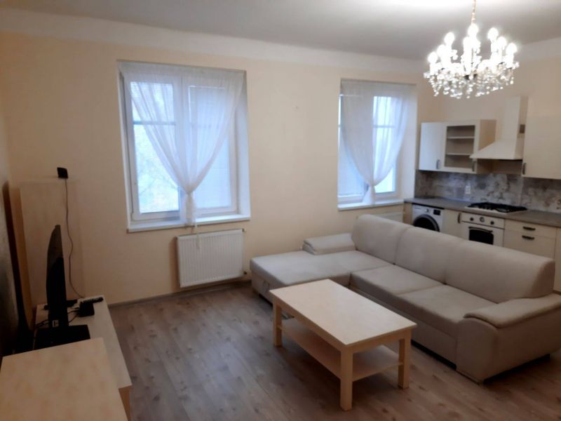 Veľký 2 - izbový byt, Martin - Centrum. - 2