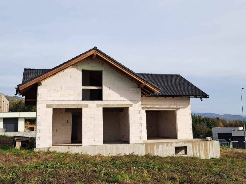 7 izbový rodinný dom, Banská Bystrica - 4