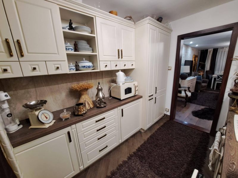 3 izbový byt s balkónom, komplet rekonštrukcia, Vrútky - 3