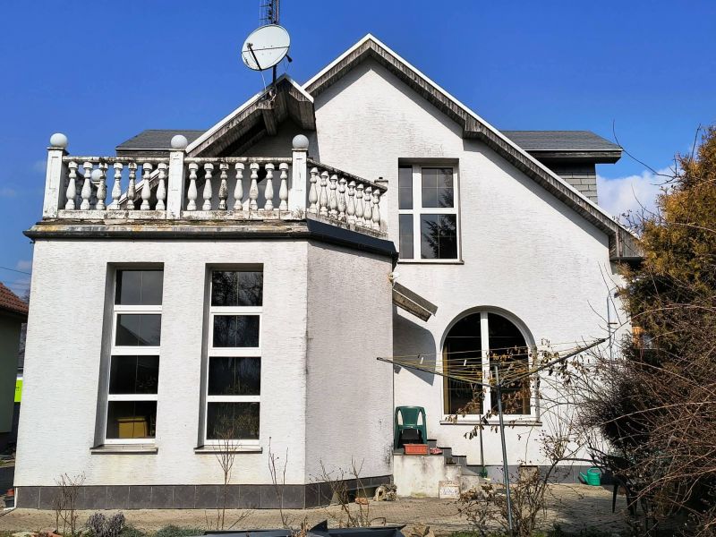 Rodinný dom modernej architektúry, Turany - 2