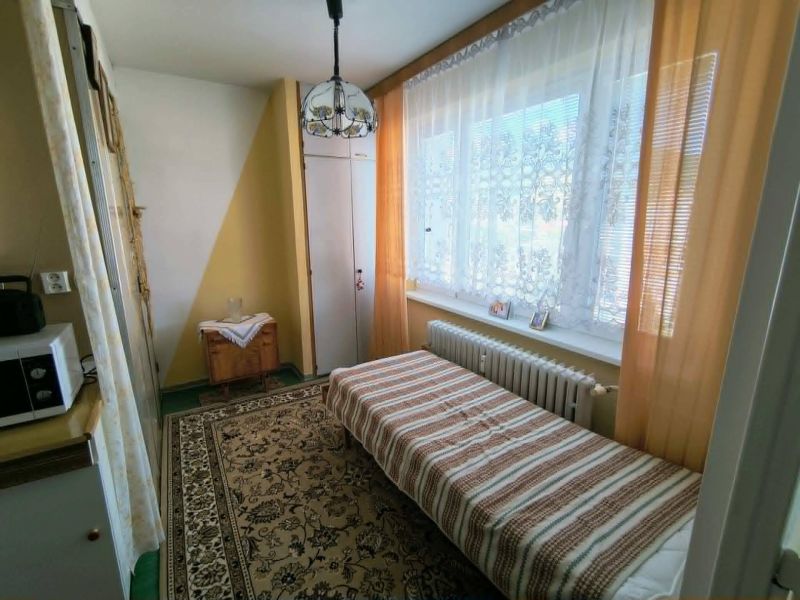Veľký 2 izbový byt s loggiou, Brezno - 4