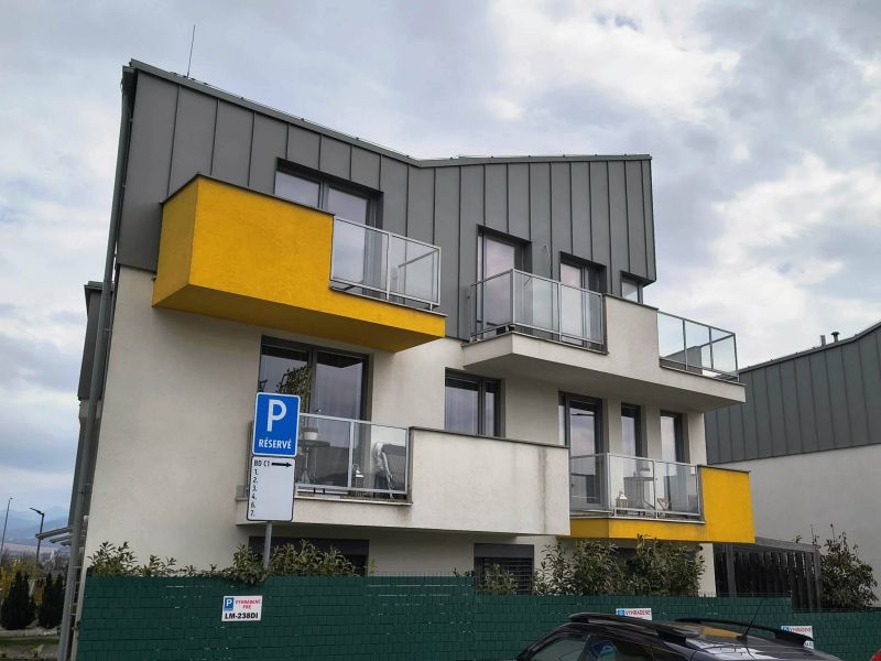 4 izbový byt s terasou, parkovacím miestom, Nový Martin - 2