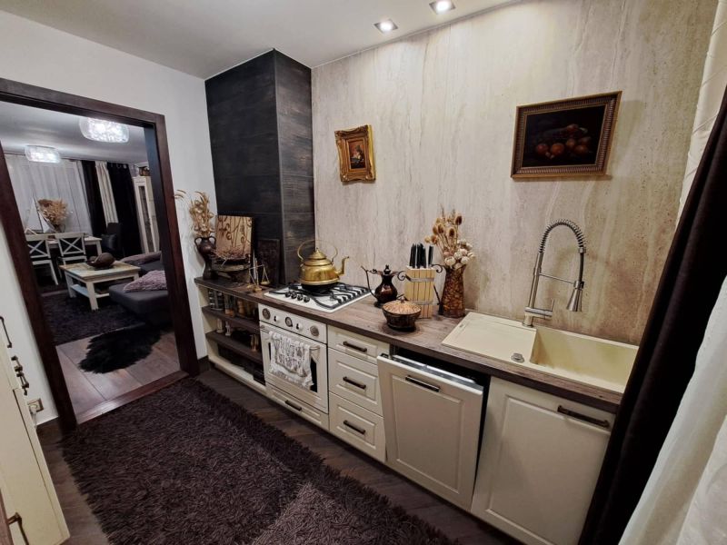 3 izbový byt s balkónom, komplet rekonštrukcia, Vrútky - 4