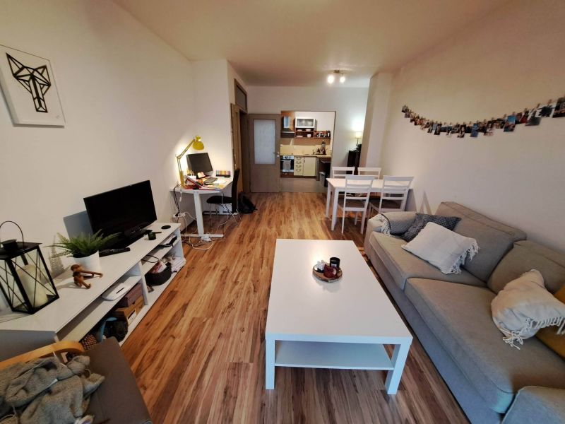 Veľký 2 - izbový byt s balkónom, Martin - Centrum. - 6