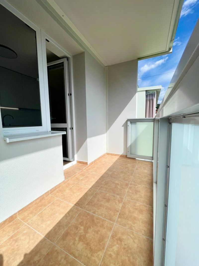 2 izbový byt s balkónom, Valaská - 9