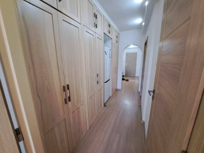Veľký 3 izbový byt s garážou, Martin - Centrum. - 13