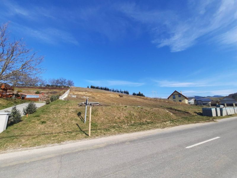 Dva stavebné pozemky, ( 1461 m2, 1500 m2 ) Horný Kalník. - 11