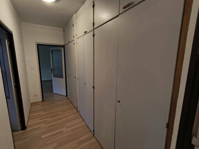 Veľký 3 izbový byt s balkónom, Vrútky - 12