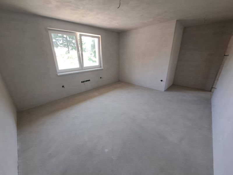 Rodinný dom, pozemok 620 m2, Lisková - 13