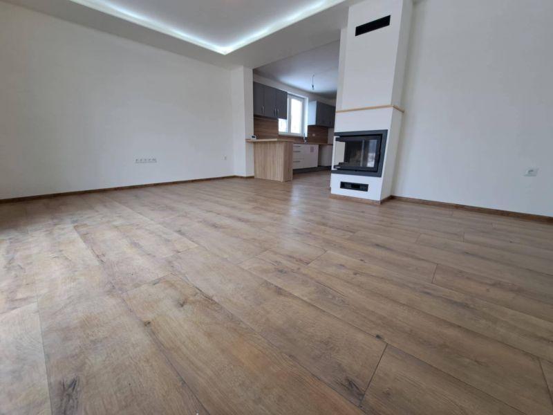 Rodinný dom, Košťany nad Turcom - 9