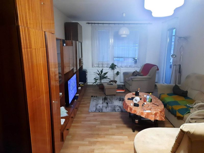 3 - izbový byt s loggiou, Martin - Ľadoveň. - 2