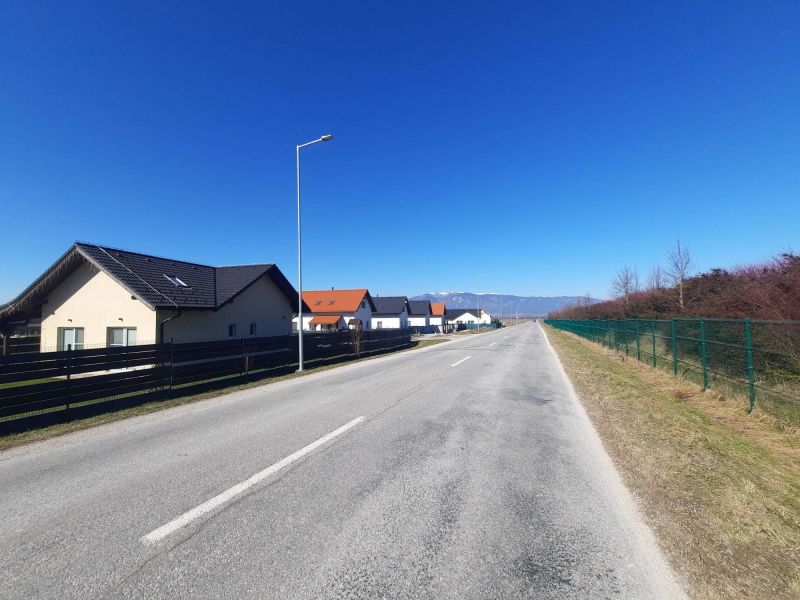 Stavebný pozemok 624 m2, Necpaly. - 11