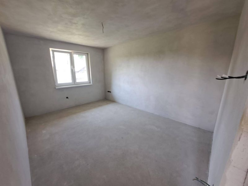 Rodinný dom, pozemok 620 m2, Lisková - 17
