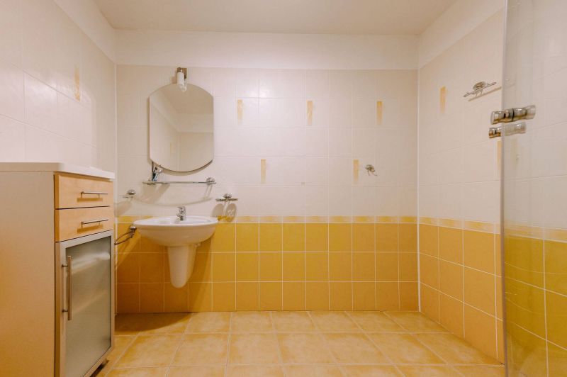 Rodinný dom s garážou a bazénom - 20