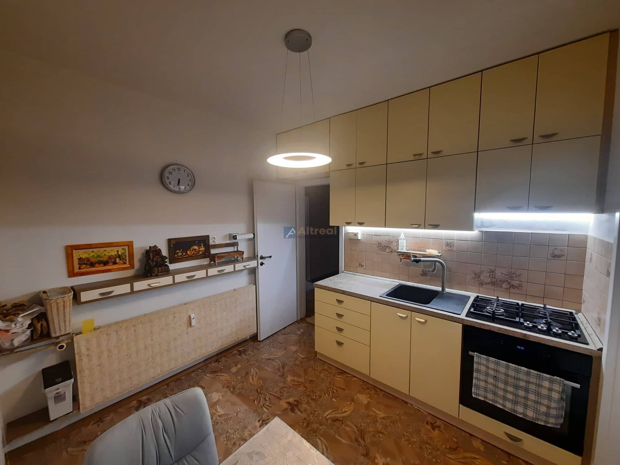 3 - izbový byt, Martin - Priekopa.