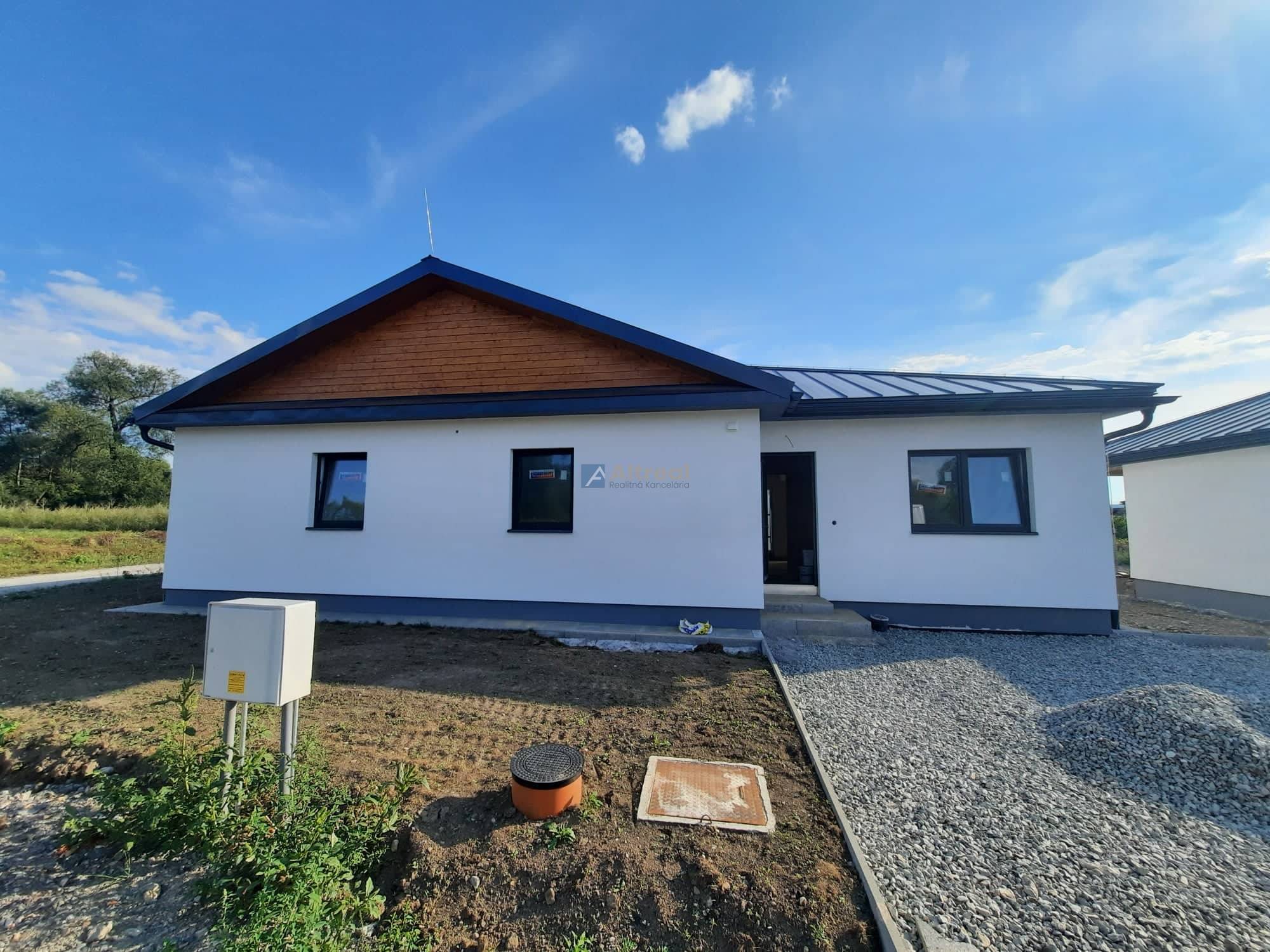 Priestranný rodinný dom - Bungalov, Košťany nad Turcom.