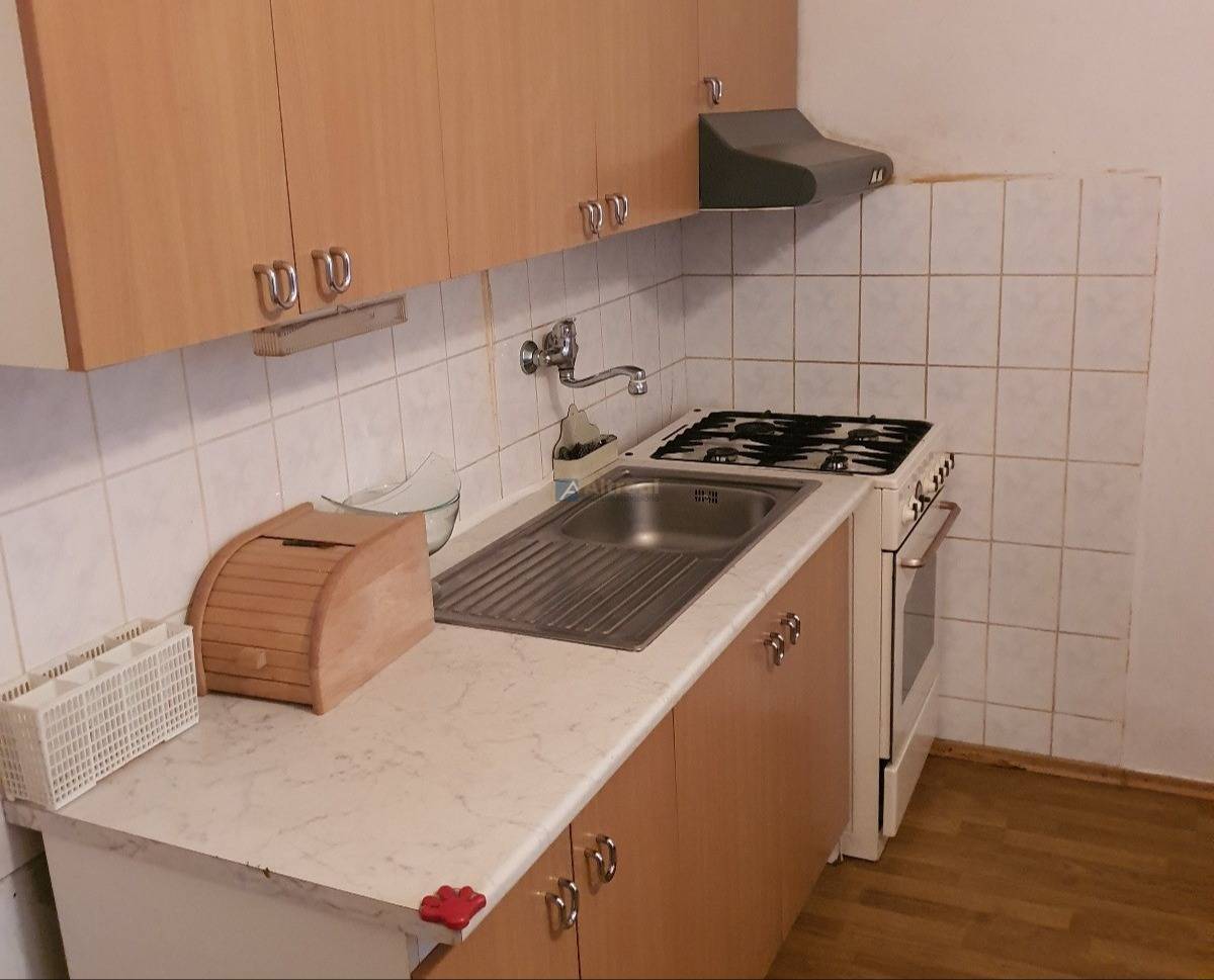 Veľký 3 izbový byt, Martin - Ľadoveň.