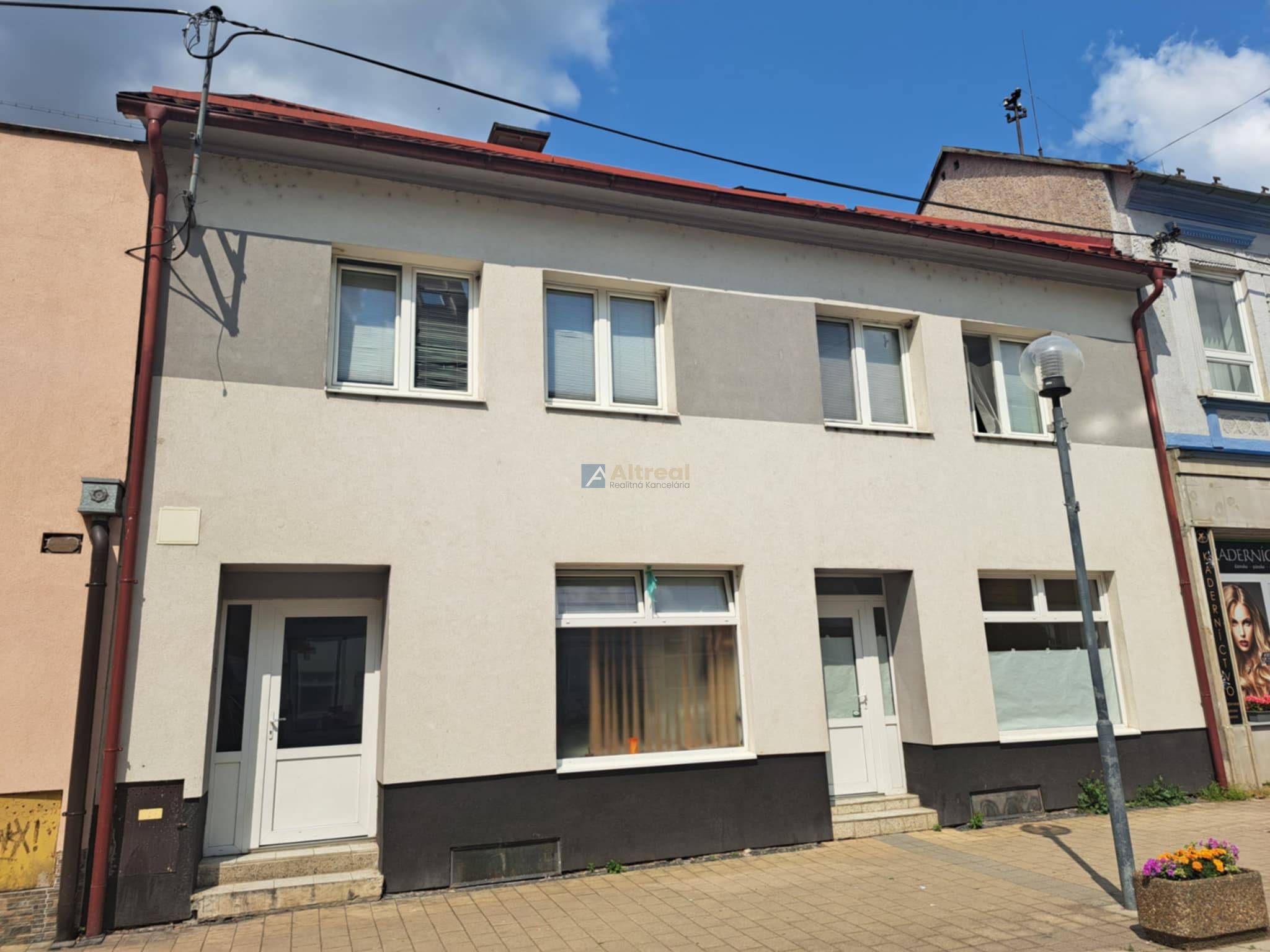 Obchodný priestor ( 95 m2 ), Vrútky